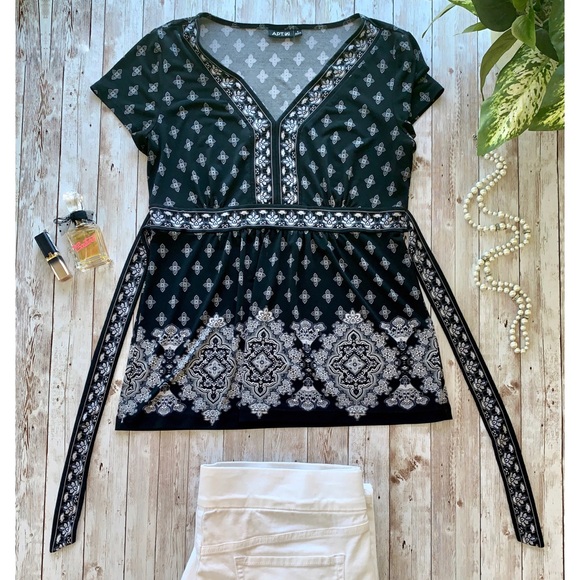 Apt.9 cap sleeve deep V neck tunic blouse shirt